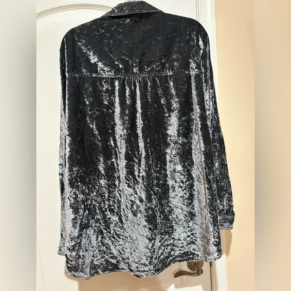 Anthropologie Pilcro Relaxed Grey Velvet Buttondown - Picture 6 of 9